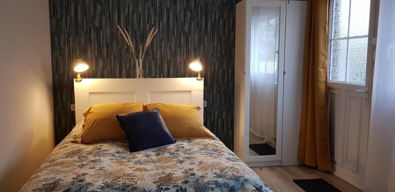 Agreable Petite Maison Proche Joigny Chamvres Exteriér fotografie
