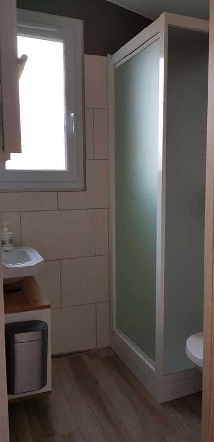 Agreable Petite Maison Proche Joigny Chamvres Exteriér fotografie